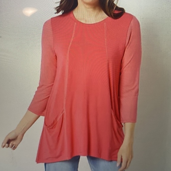 LOGO Rayon 230 Top with Mesh Sleeves - Picture 1 of 11